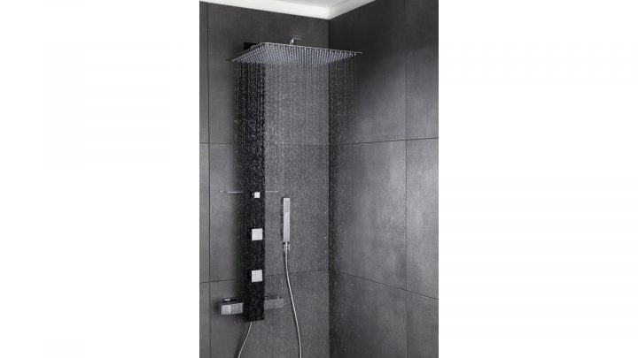 Colonne De Douche Tower Verre Noir De Chez Valentin serapportantà Colonne Douche Noire