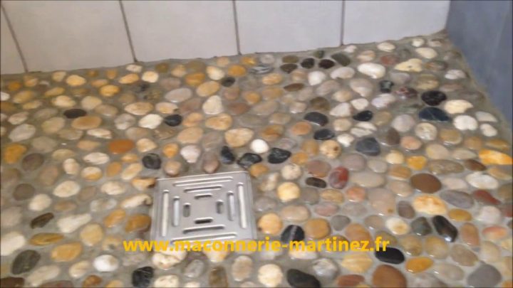 Comment Bien Nettoyer, Traiter Le Sol Et Mur Des Douches Italiennes  Maçonnerie-Martinez concernant Nettoyer Des Joints De Douche