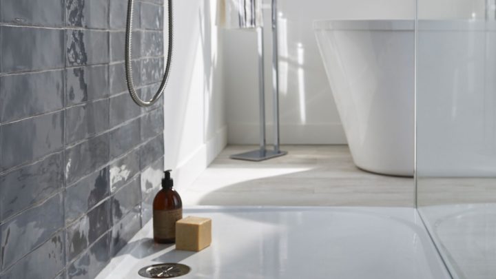 Comment Blanchir Les Joints De Salle De Bain ? – M6 Deco.fr destiné Nettoyer Des Joints De Douche