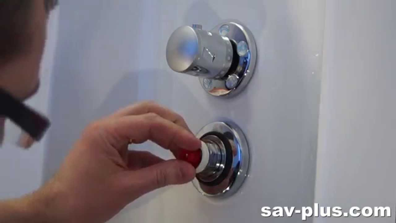 Comment Changer Sa Cartouche Thermostatique , Cabine Jedo, Robinetterie  Nobili intérieur Changer Un Robinet Thermostatique