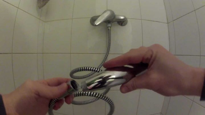 Comment Changer Un Pommeau De Douche Ou Un Flexible. tout Paume De Douche