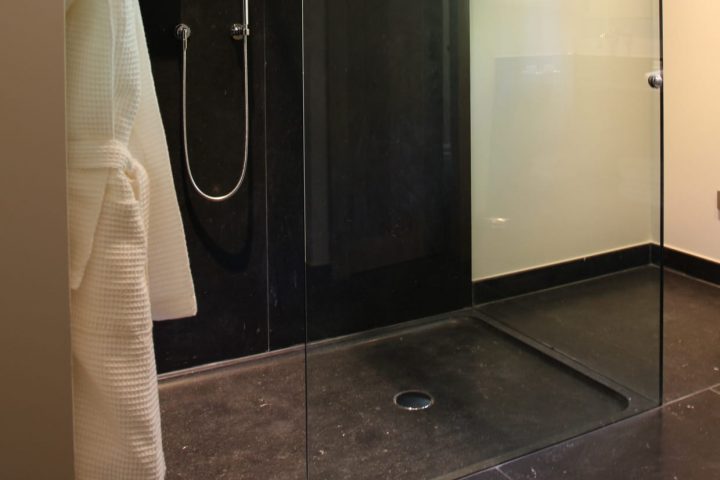 Comment Faire Une Douche À L'italienne Soi-Même ? serapportantà Construire Douche Italienne