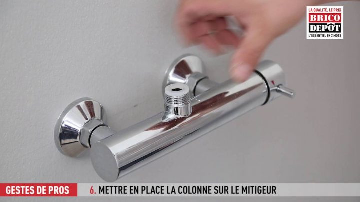 Comment Fixer Une Colonne De Douche ? dedans Brico Depot Colonne De Douche