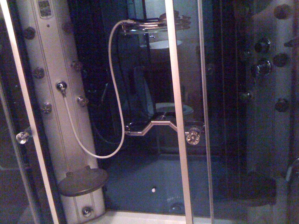 Comment Installer Une Cabine De Douche ? à Installer Une Cabine De Douche