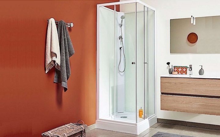 Comment Installer Une Cabine De Douche En Kit ? intérieur Monter Une Cabine De Douche