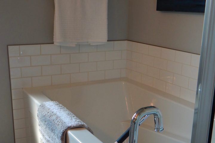 Comment Nettoyer Les Joints En Silicone De La Salle De Bain ? concernant Nettoyer Des Joints De Douche