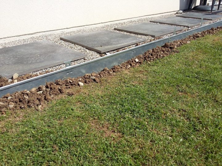 Comment Poser Des Bordures Métaliques (Acier Galvanisé avec Bordure De Jardin Beton