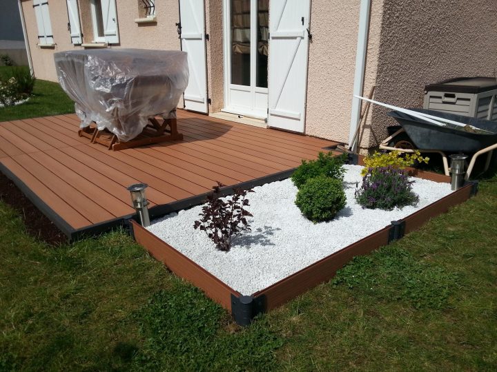 Comment Poser Une Terrasse Composite Sur Lambourdes Et concernant Plot Beton Terrasse Bois Castorama