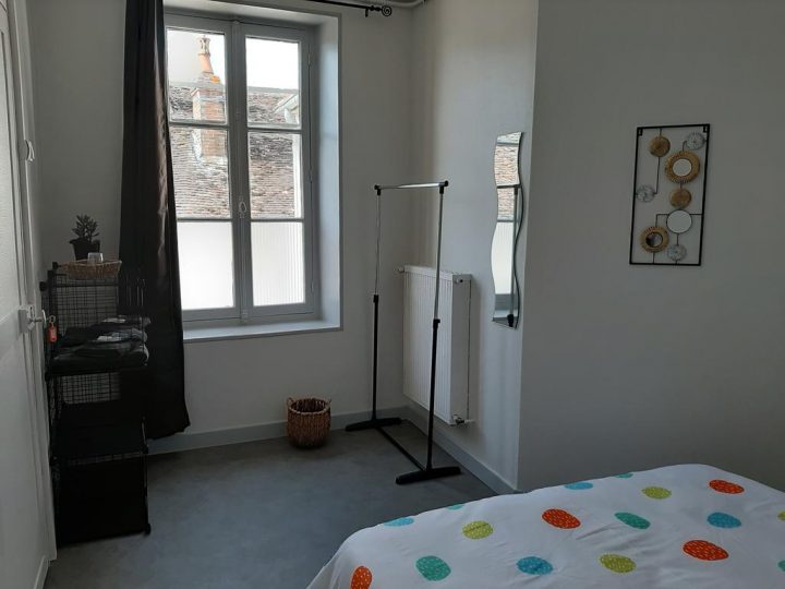 Condo Hotel Chambres À La Campagne Près D'auxerre, Gurgy destiné Chambre Des Metiers Auxerre