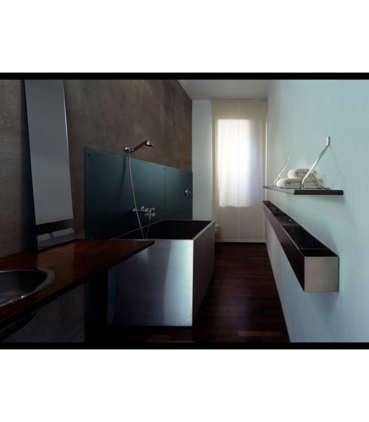 Console Support Étagère Fly Par Gordon Guillaumier à Etagere Salle De Bain Fly