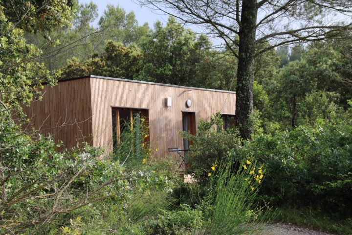 Construction D'Un Studio De Jardin Habitable En Bois A Aix avec Studio De Jardin Habitable