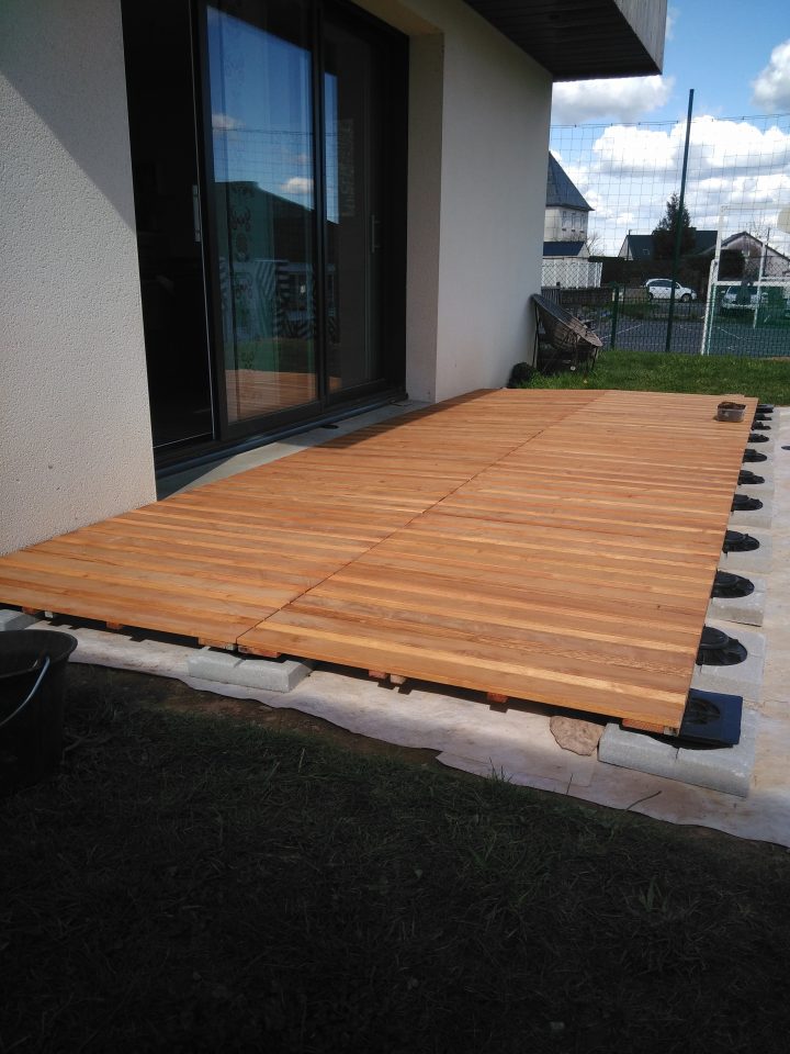 Construire Sa Terrasse Sur De La Terre Meuble encequiconcerne Terrasse Bois Sur Terre