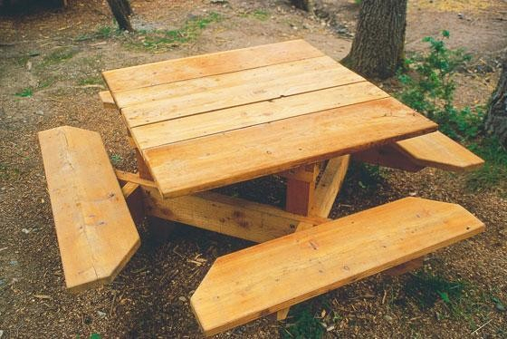 Construire Une Table De Jardin En Bois Decoration 100 tout Construire Table Jardin