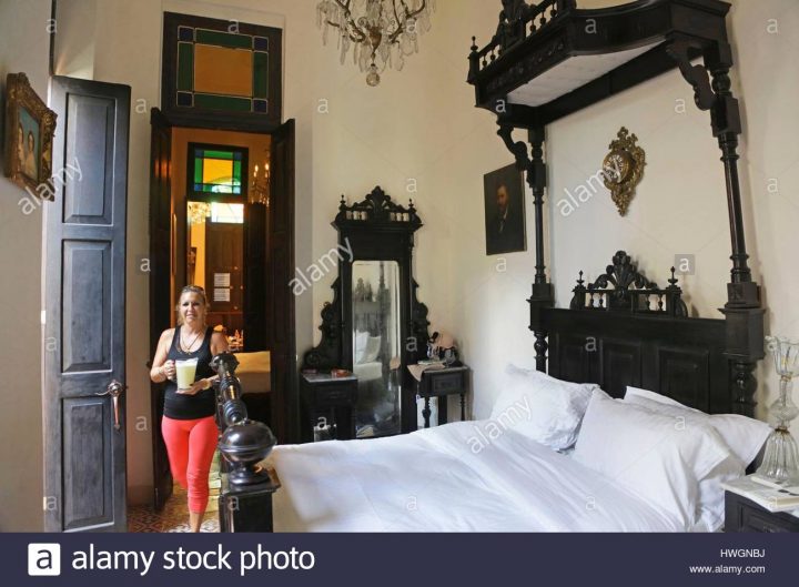 Cuba, La Havane, La Vieille Havane, Décoration Coloniale serapportantà Chambre D Hote Cuba Cuba, La Havane, La Vieille Havane, Décoration Coloniale serapportantà Chambre D Hote Cuba