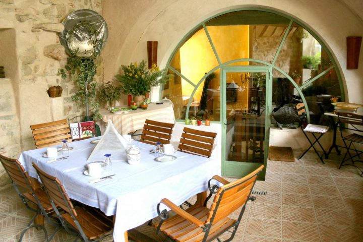 Cuisine: Locations Chambres D&Hã´tes B&B Gã®Tes Entre tout Chambre D Hote Chambery