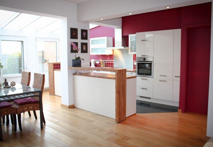 Cusine Vue D'Ensemble (Photo 2/19) – Meubles Laque Crème dedans Vin Blanc Chambre D Amour