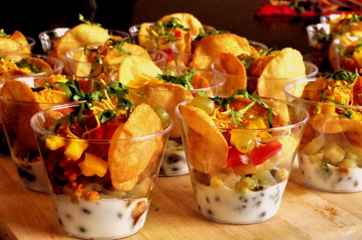 Dahi Papdi Chaat (Individual Cups) | Indian Food Recipes tout Canape Divalit Dahi Papdi Chaat (Individual Cups) | Indian Food Recipes tout Canape Divalit