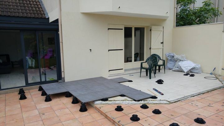 Dalle Sur Plot Rive – Veranda-Styledevie.fr intérieur Dalle Stabilisatrice Plot Terrasse