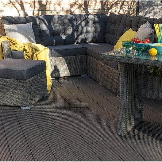 Dalle Terrasse – Caillebotis – Lame Terrasse – Planche serapportantà Dalle Bois Akola