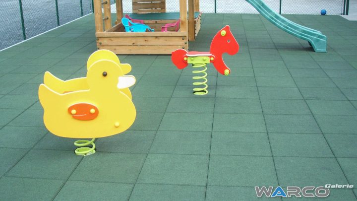 Dalles En Caoutchouc concernant Dalle Caoutchouc Piscine