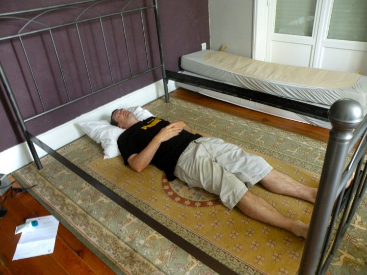 Dans Le Rétro : Les Meubles De La Chambre Principale | destiné Le Bon Coin 62 Meubles