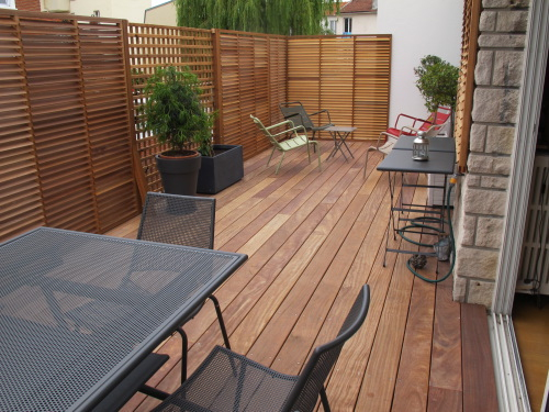 Dans Quel Sens Poser Les Lames De Terrasse dedans Caillebotis Bois 100X100