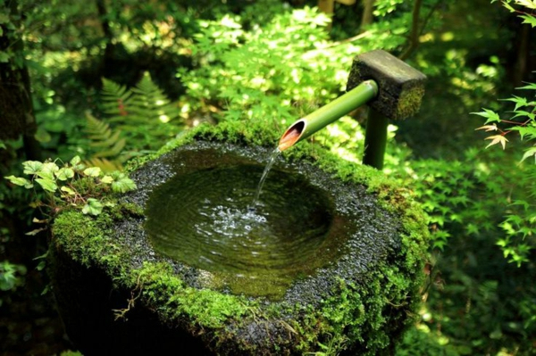 Décoration De Jardin Avec Une Fontaine Pour Bassin à Fabriquer Un Tsukubai