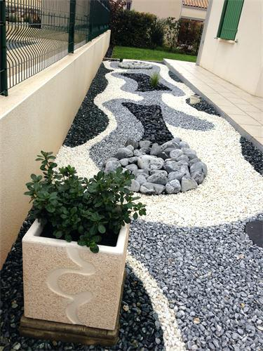 Decoration Jardin Galets Blancs Concernant Idee Deco Jardin Gravier Agencecormierdelauniere Com Agencecormierdelauniere Com