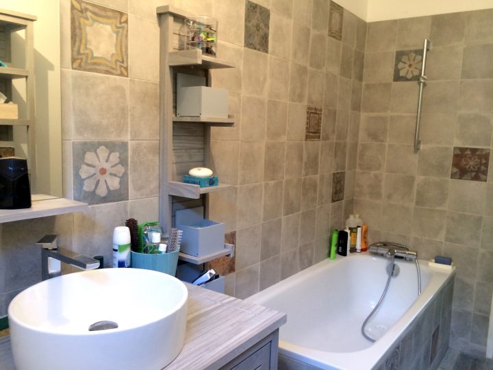 Décoration Salle De Bain ; Décoration Intérieure intérieur Pratimat Carrelage Décoration Salle De Bain ; Décoration Intérieure intérieur Pratimat Carrelage