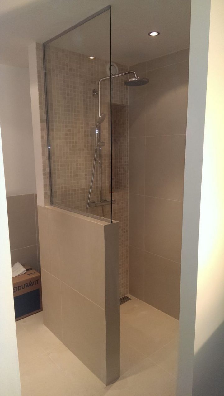 Demi Paroi De Douche Pour Muret – Recherche Google En 2020 serapportantà Paroi Vitrée Douche