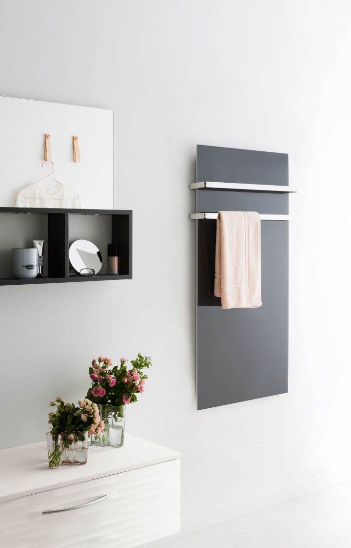 Des Aménagements Muraux Sur-Mesure Près De La Baignoire intérieur Placard Mural Salle De Bain