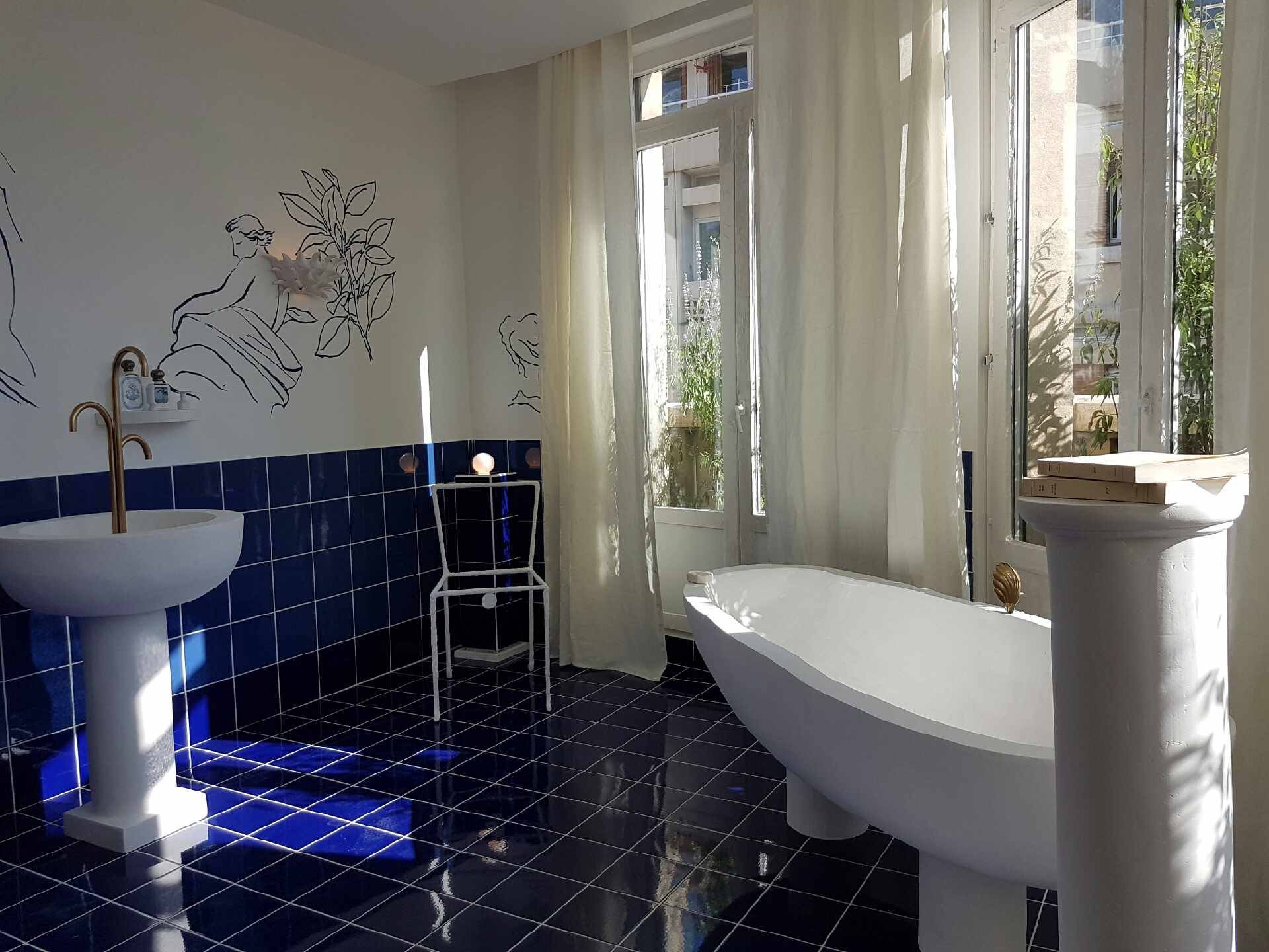 Design Parade Toulon 2017, Emmanuelle Simon Reçoit Le Prix pour Aide Au Bain