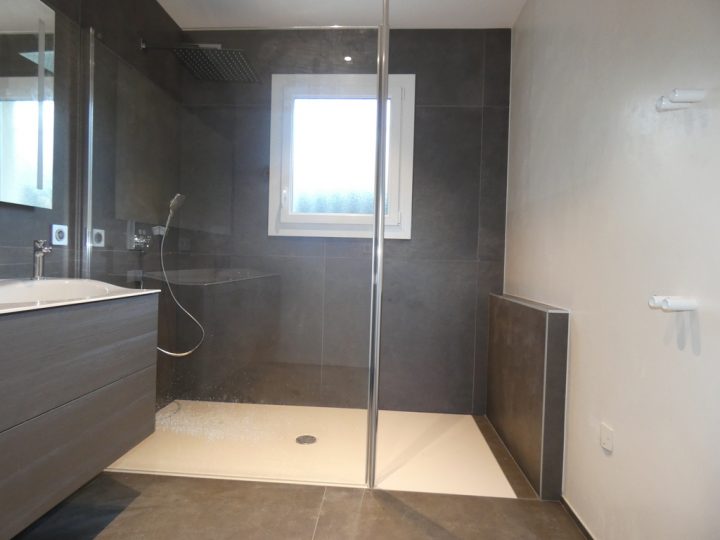 Devis Douche Italienne À Lesquin → Tarif Installation concernant Modele De Salle De Bain À L Italienne Devis Douche Italienne À Lesquin → Tarif Installation concernant Modele De Salle De Bain À L Italienne