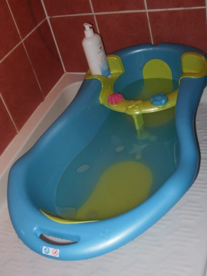 Donner Le Bain Sans Se Casser Le Dos – Femin'elles avec Baignoire Bebe Pour Douche