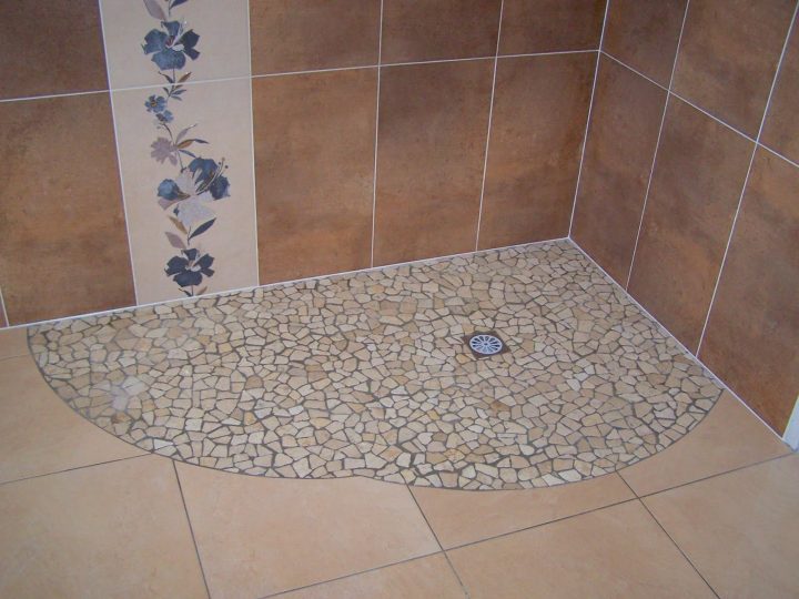 Douche À L'italienne : Le Carrelage | Douche Italienne avec Carrelage Pour Douche À L Italienne