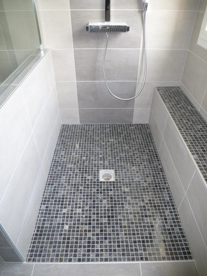 Douche Italienne Banc Lateral | Idée Salle De Bain, Douche intérieur Douché Italienne
