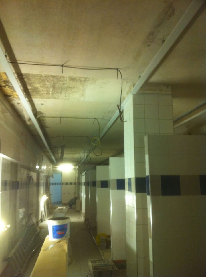 Douche Municipale dedans Douche Municipale Douche Municipale dedans Douche Municipale