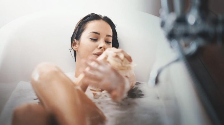 Douche : News, Photos, Vidéos tout Faire L Amour Sous La Douche Comment Faire