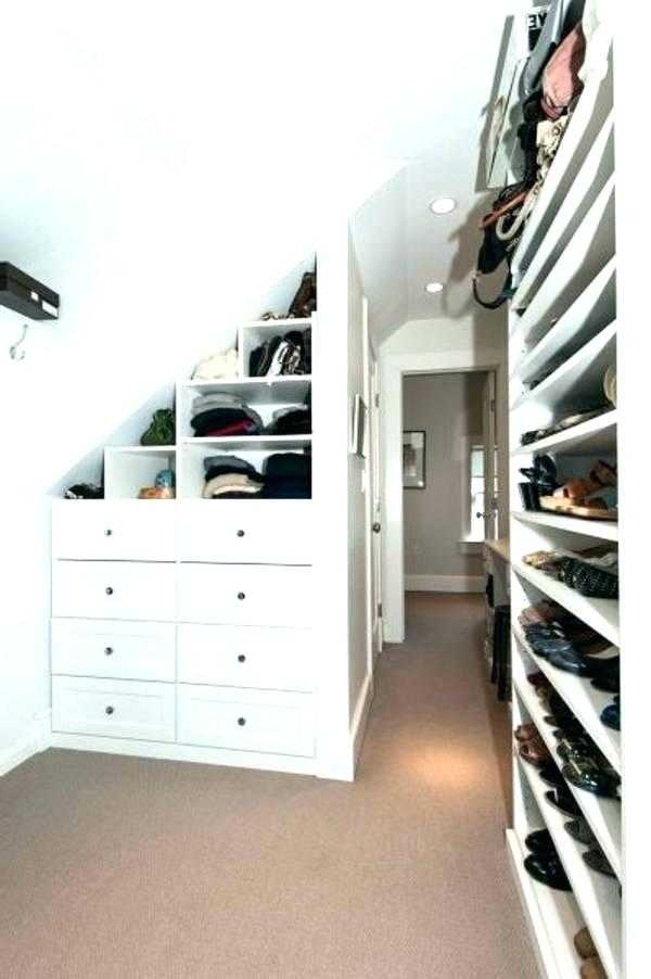 Dressing Sous Mansarde Et Caisson Sous Comble Spaceo tout Meuble Mansarde