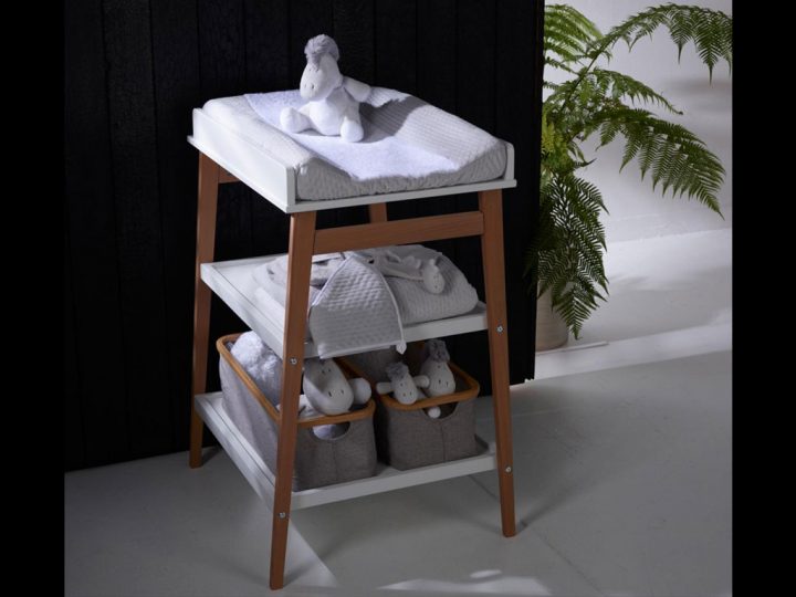 ᐅ Table À Langer Scandinave | Les Enfants Du Design pour Table À Langer Salle De Bain
