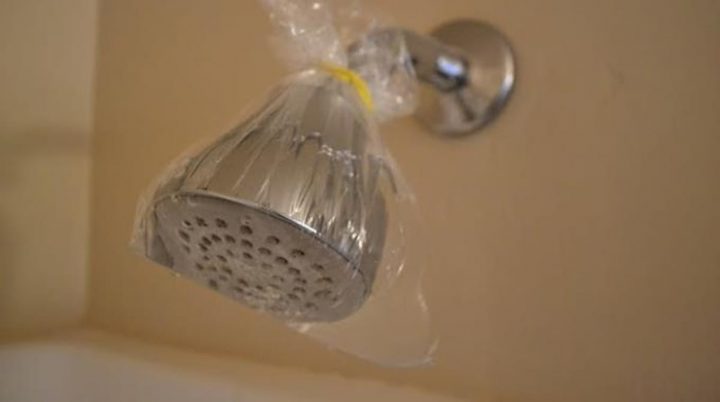 Enfin Une Astuce Pour Détartrer Un Pommeau De Douche Sans encequiconcerne Détartrer Robinet
