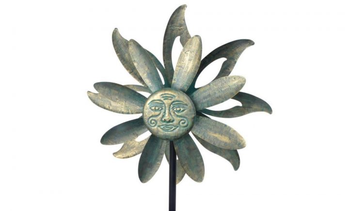 Eolienne Décoration Jardin Moulin À Vent Girouette En serapportantà Eolienne De Jardin