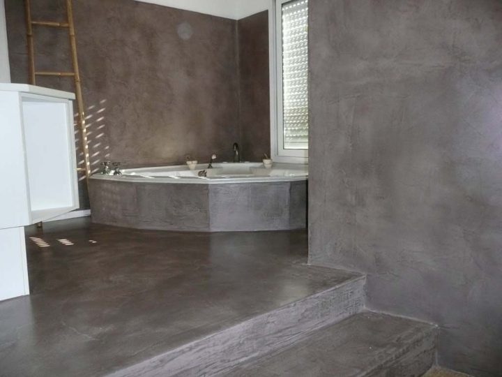 Et Si Vous Passiez Au Béton Ciré ? #actualité | Salle De concernant Beton Ciré Salle De Bain Leroy Merlin