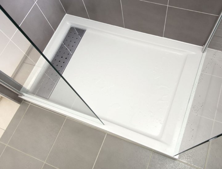 Etanchéité Receveur Et Bac À Douche : Comment Déceler Les Fuites dedans Enduit Hydrofuge Salle De Bain Etanchéité Receveur Et Bac À Douche : Comment Déceler Les Fuites dedans Enduit Hydrofuge Salle De Bain