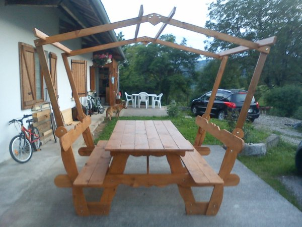 Fabrication D'Une Table De Pique-Nique Avec Tonnelle avec Construire Sa Table De Jardin