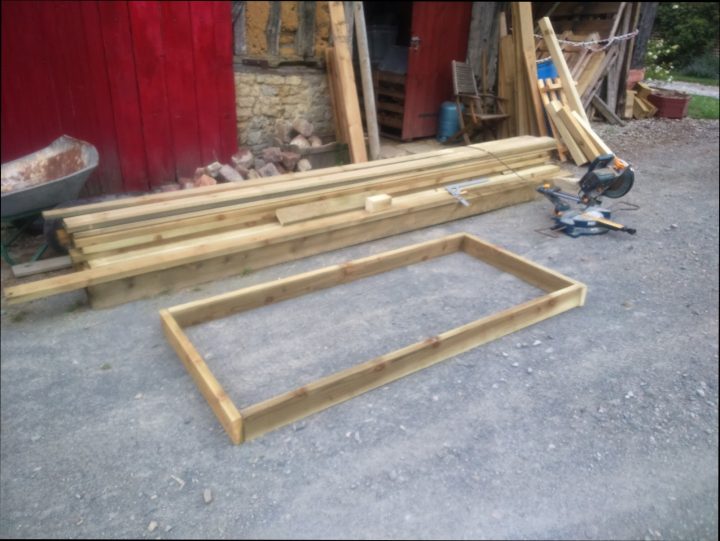 Fabriquer Table Jardin Bois – Davidreed.co destiné Construire Table Jardin