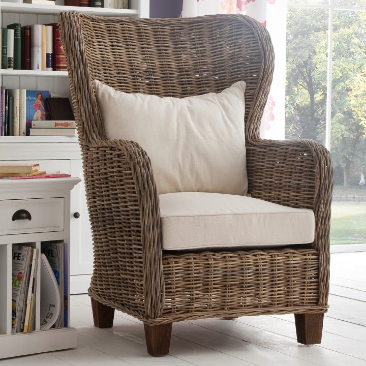 Fauteuil En Rotin Dossier Haut Et Arrondi Avec Coussin tout Coussin Fauteuil Jardin Haut Dossier