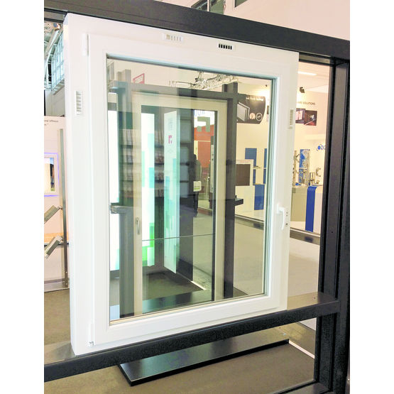 Fenêtre À Échangeur De Chaleur Pour Ventilation Intégré Au intérieur Vmc Salle De Bain Avec Fenetre Fenêtre À Échangeur De Chaleur Pour Ventilation Intégré Au intérieur Vmc Salle De Bain Avec Fenetre