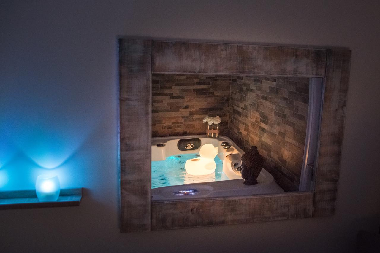 Ferienwohnung Suite Avec Jacuzzi Privatif Barcares Plage dedans Chambre Avec Jacuzzi Privatif Languedoc Roussillon