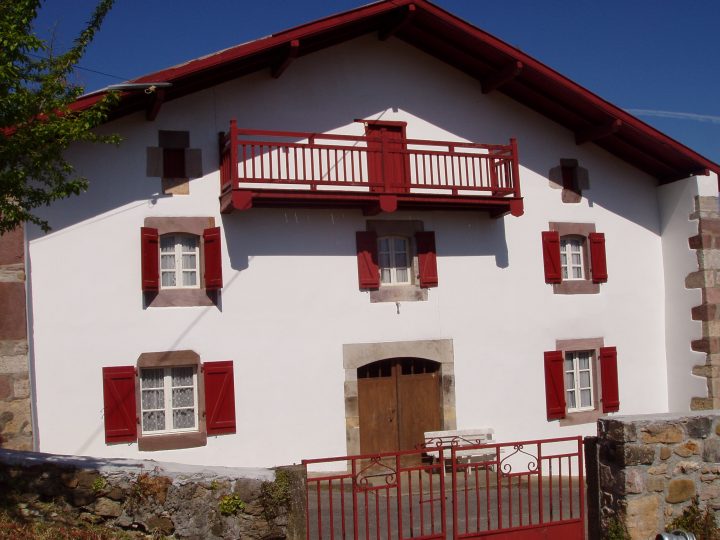 Ferme Etchartea Chambre D'hôtes À Saint Etienne De Baigorry tout Chambres D Hotes Saint Etienne De Baigorry